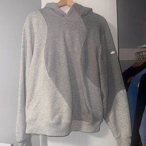 Make waves hoodie Alo